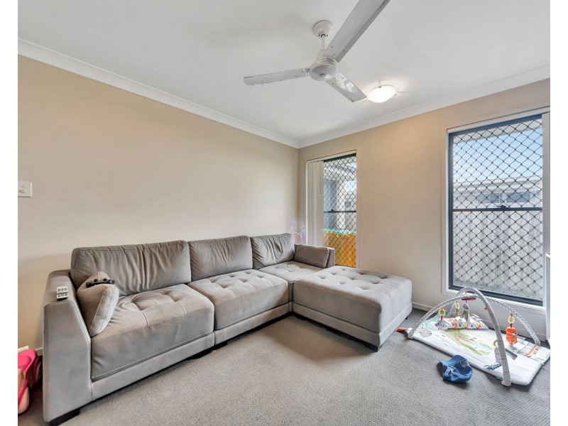 75 Sandalwood Crescent, Griffin QLD 4503