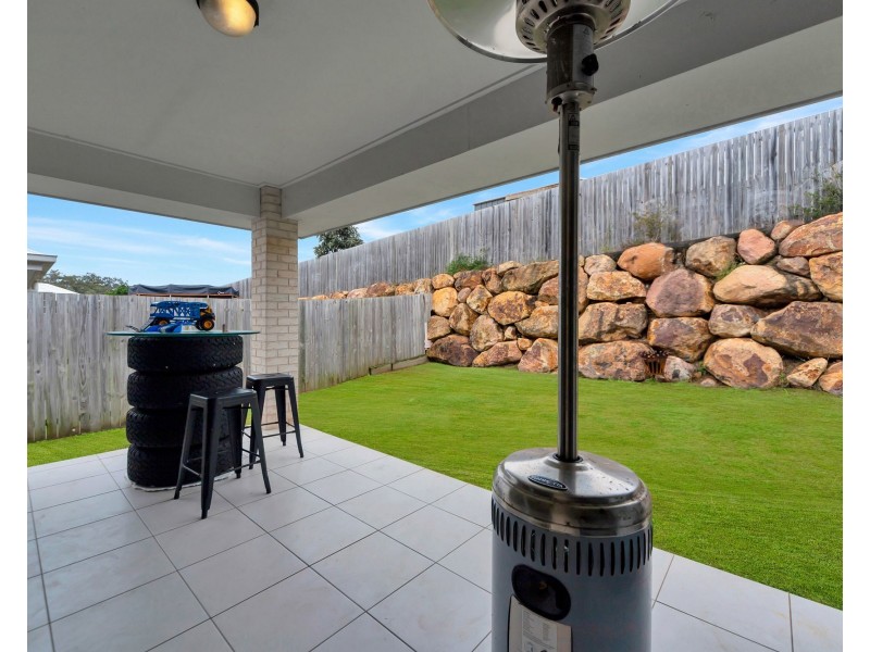 75 Sandalwood Crescent, Griffin QLD 4503