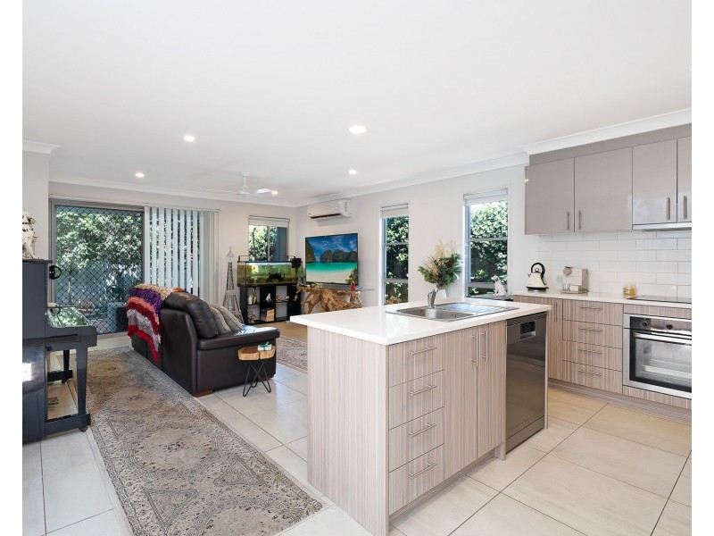 66/70 Willow Road, Redbank Plains QLD 4301