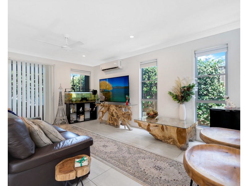 66/70 Willow Road, Redbank Plains QLD 4301