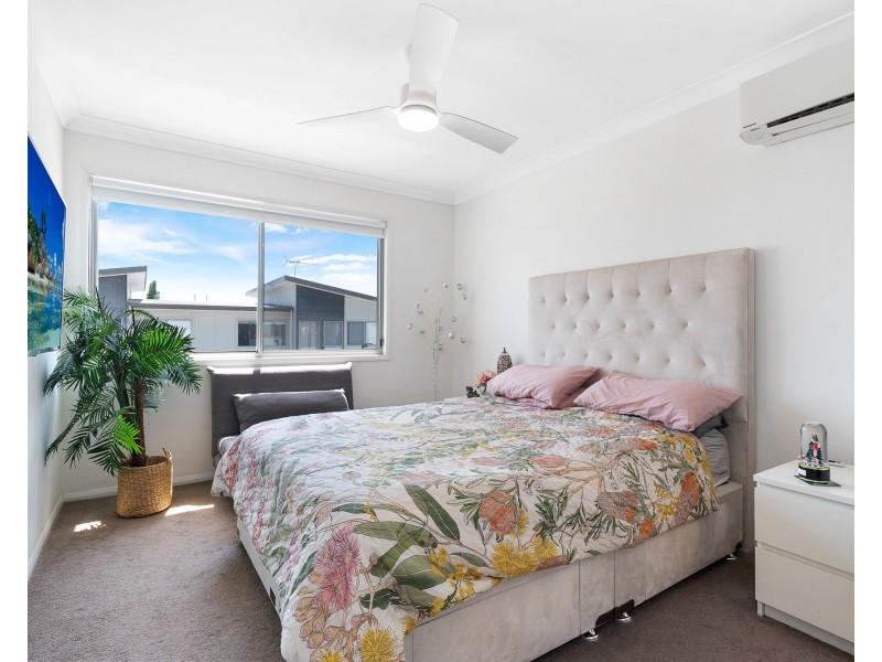 66/70 Willow Road, Redbank Plains QLD 4301