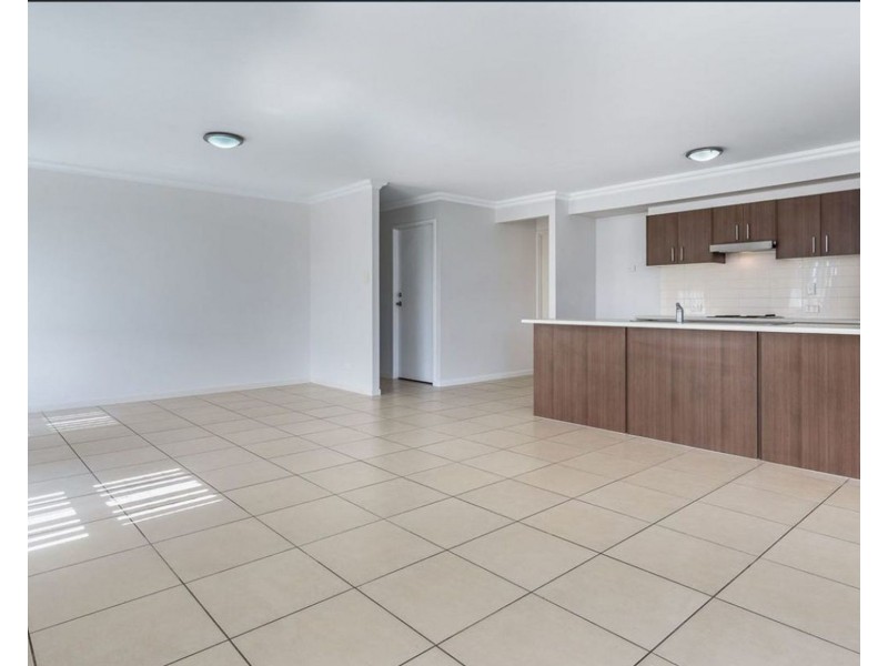 1 Severn Crescent, North Lakes QLD 4509