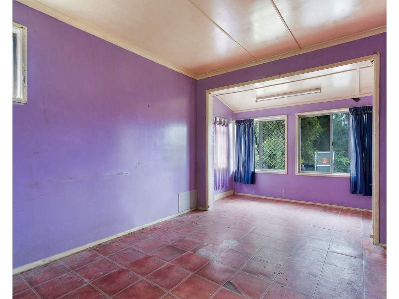 4 English Street, Elimbah QLD 4516