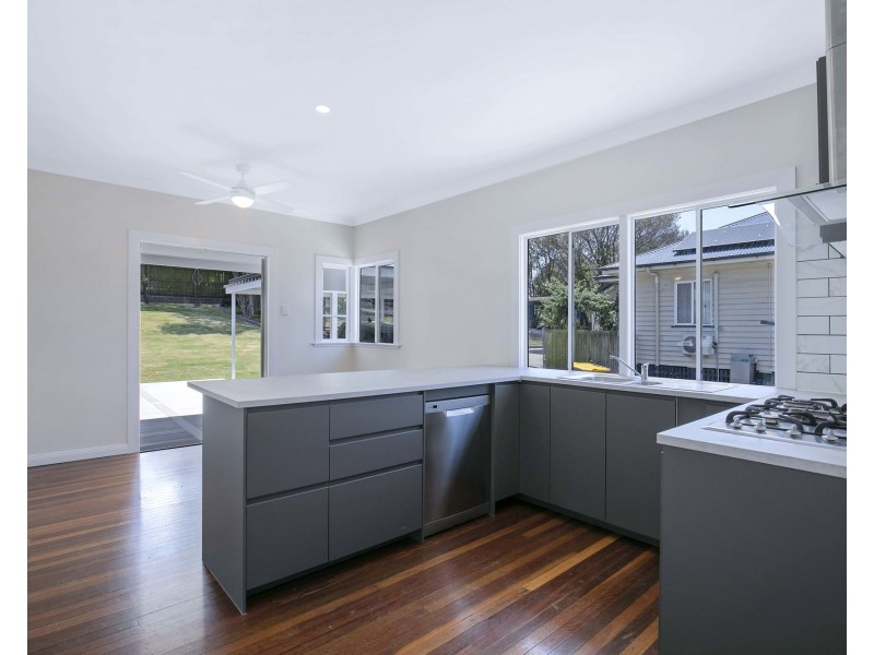 21 Bertram Street, Stafford QLD 4053