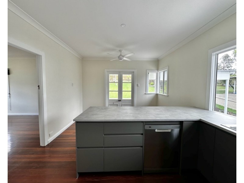 21 Bertram Street, Stafford QLD 4053