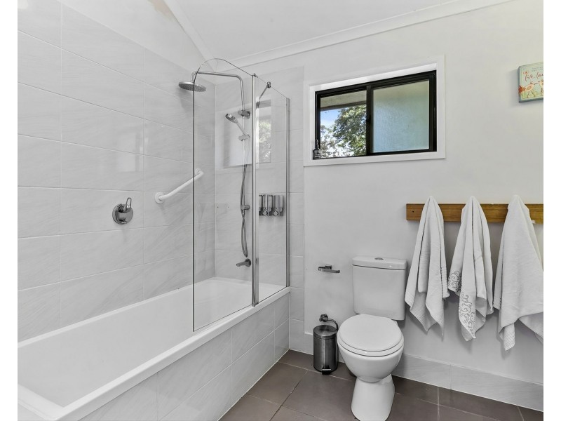 3 Warren Crescent, Deception Bay QLD 4508