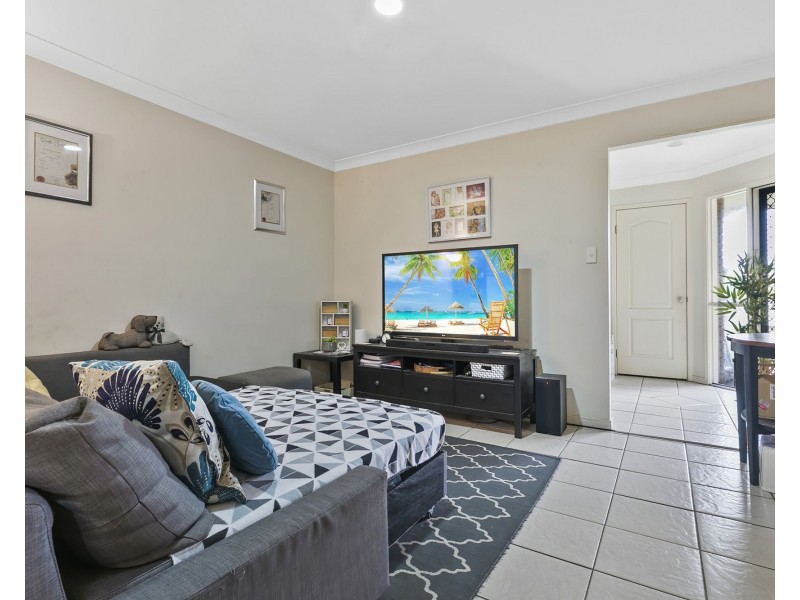 4 Adonis Court, Rothwell QLD 4022