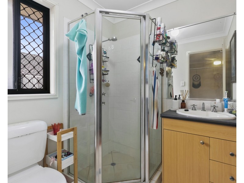 4 Adonis Court, Rothwell QLD 4022