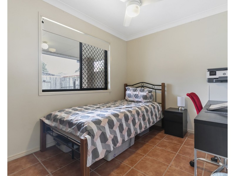 4 Adonis Court, Rothwell QLD 4022