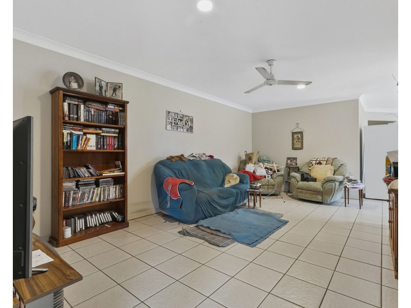 4 Adonis Court, Rothwell QLD 4022