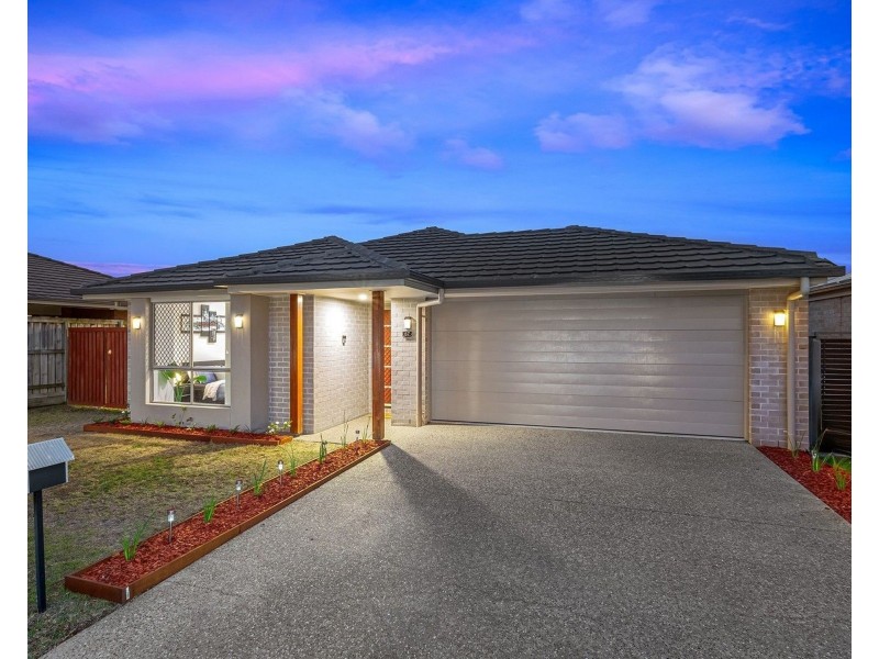 67 Parkway Crescent, Caboolture QLD 4510