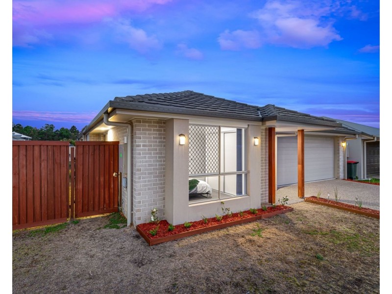 67 Parkway Crescent, Caboolture QLD 4510