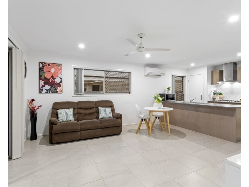 67 Parkway Crescent, Caboolture QLD 4510
