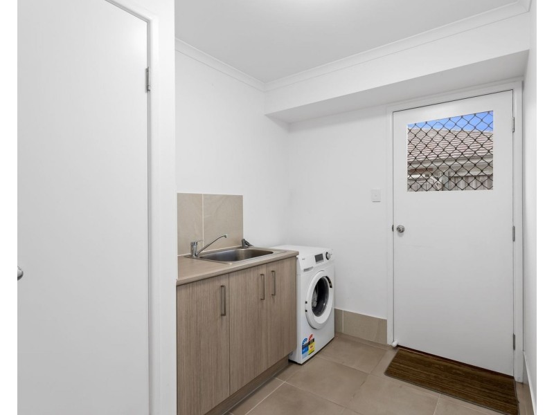 67 Parkway Crescent, Caboolture QLD 4510