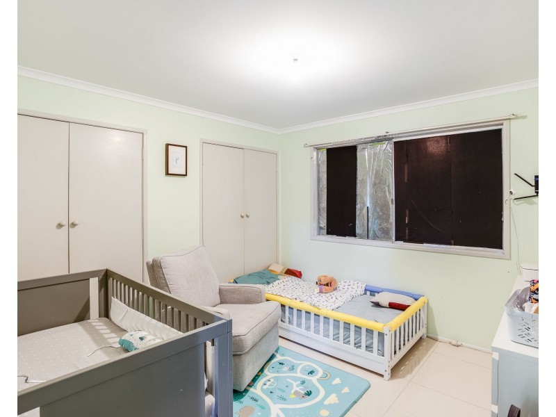 35 Seaview Parade, Deception Bay QLD 4508