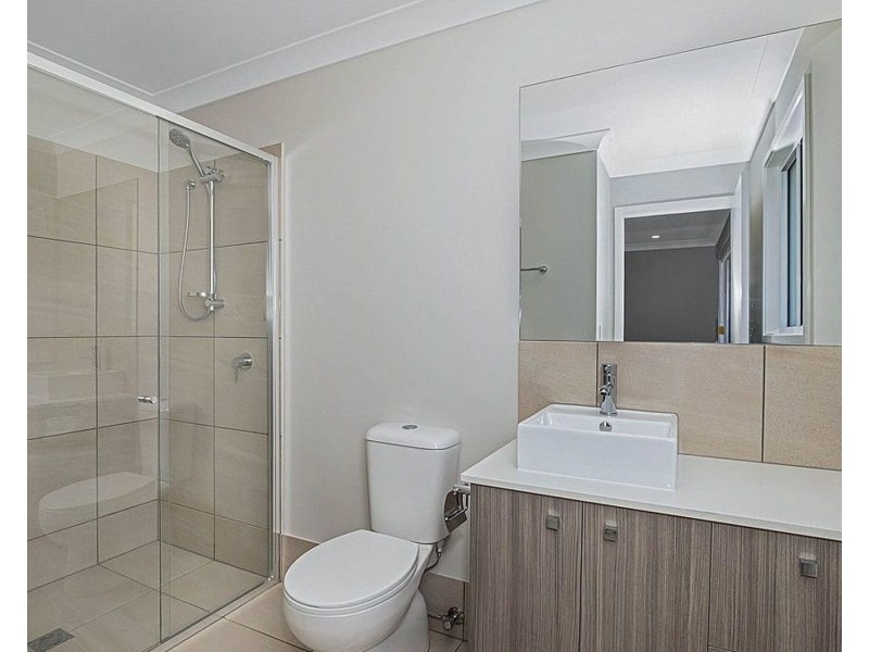 2/61 Paddington Street, Bellmere QLD 4510
