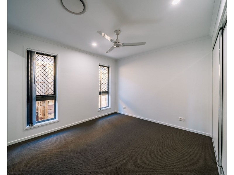 2/3 Cootharaba Court, Morayfield QLD 4506