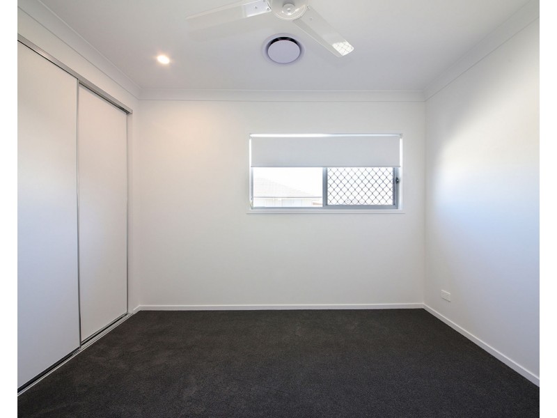 28 Clearwater Street, Newport QLD 4020