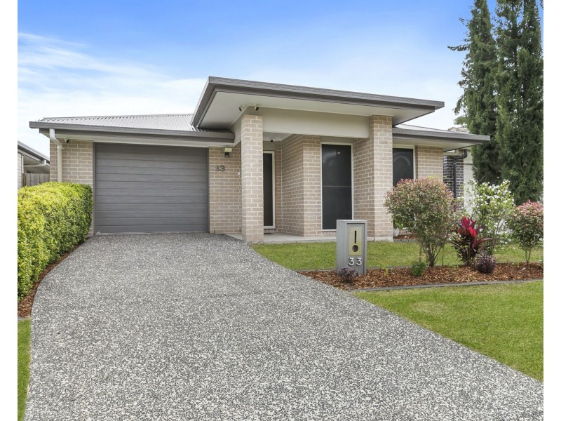 33 Gordon Circuit, Warner QLD 4500
