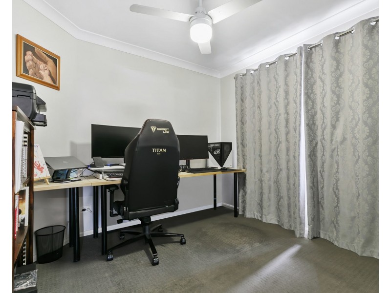 33 Gordon Circuit, Warner QLD 4500