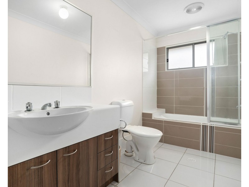 5/1 Bass Court, North Lakes QLD 4509