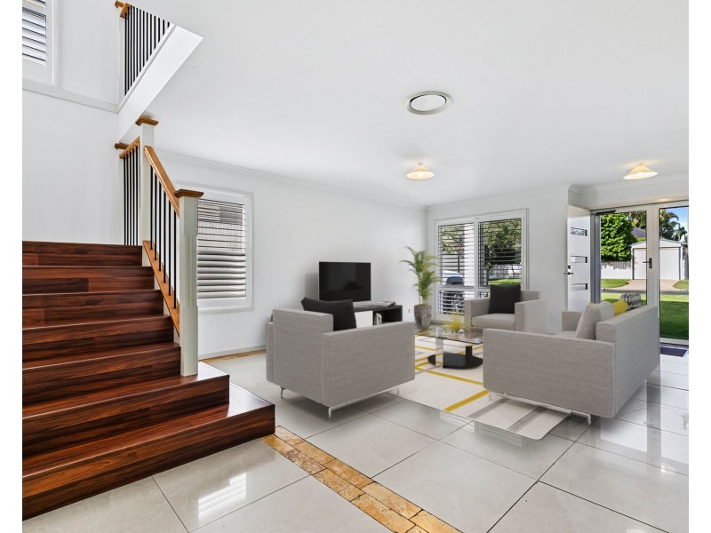 33 Longland Street, Redcliffe QLD 4020
