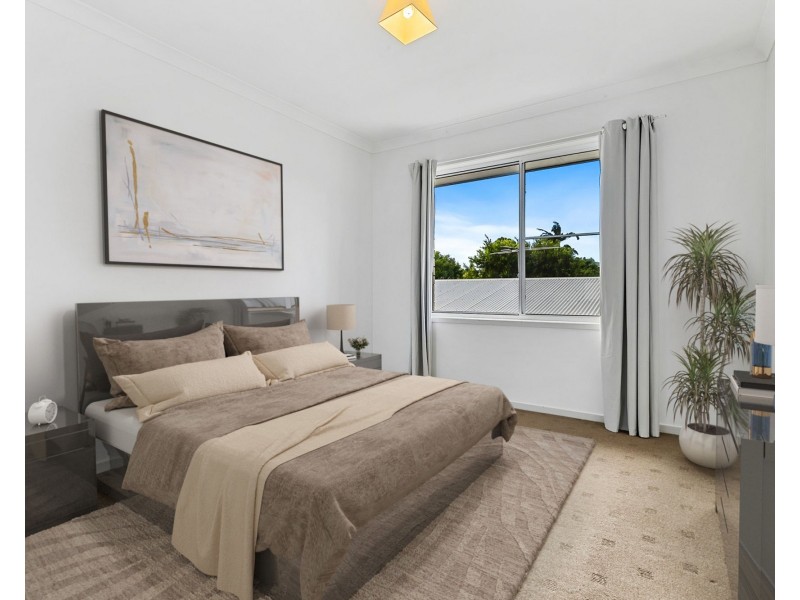 33 Longland Street, Redcliffe QLD 4020