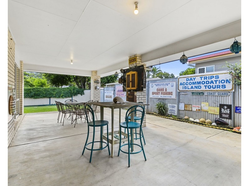 33 Longland Street, Redcliffe QLD 4020