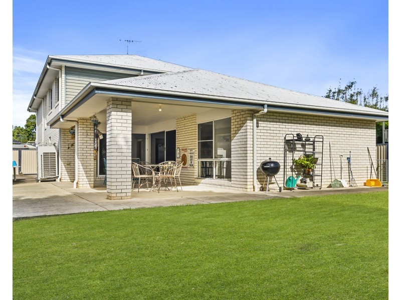 33 Longland Street, Redcliffe QLD 4020