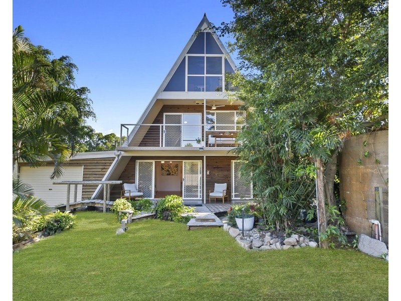 132 White Patch Esplanade, White Patch QLD 4507