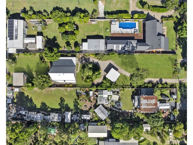 132 White Patch Esplanade, White Patch QLD 4507