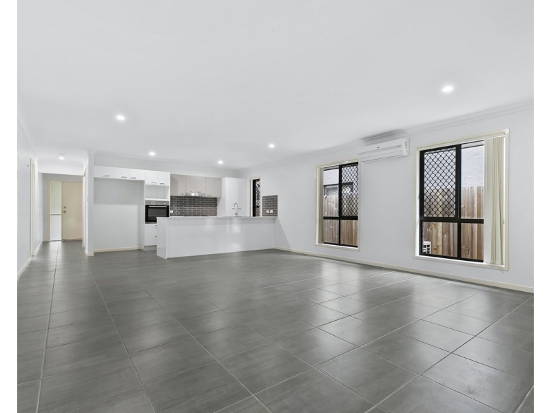 15/8 Kerry Close, Bellmere QLD 4510