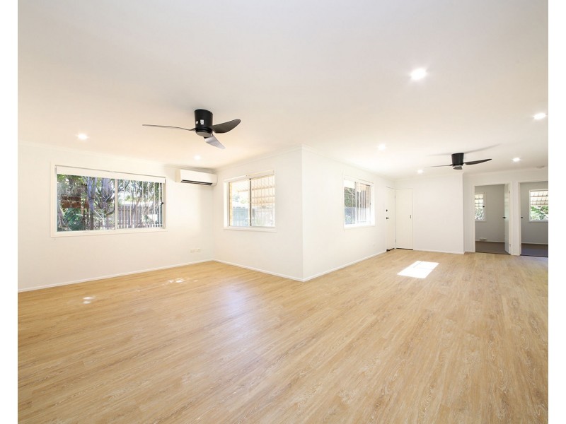 42 Alexander Crescent, Morayfield QLD 4506