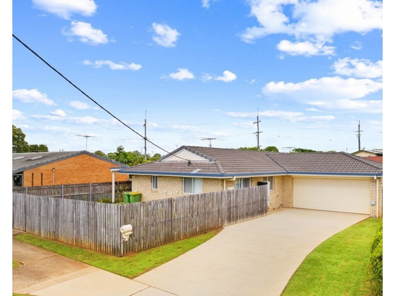 2/6 The Crescent, Kallangur QLD 4503