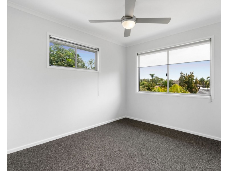 16 Paradise Court, Clontarf QLD 4019