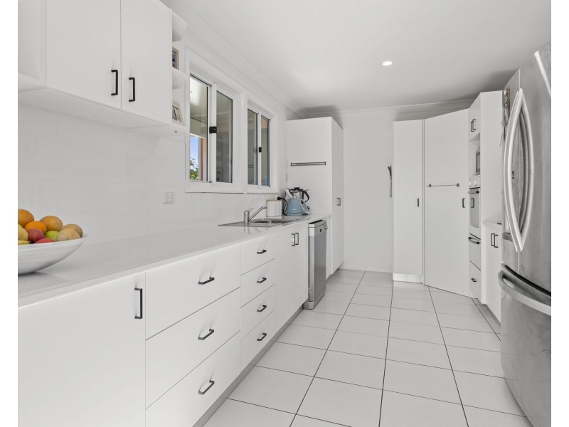316 Elizabeth Avenue, Clontarf QLD 4019