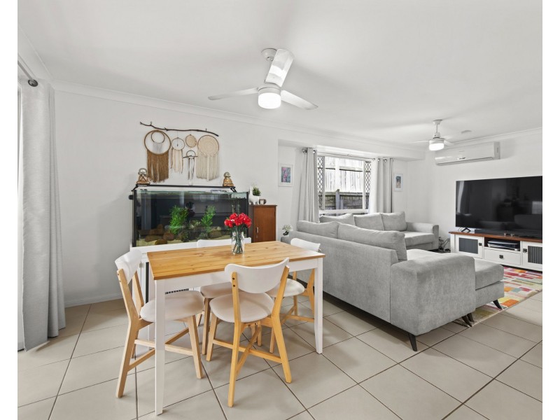 2/18 Varuna Court, Rothwell QLD 4022