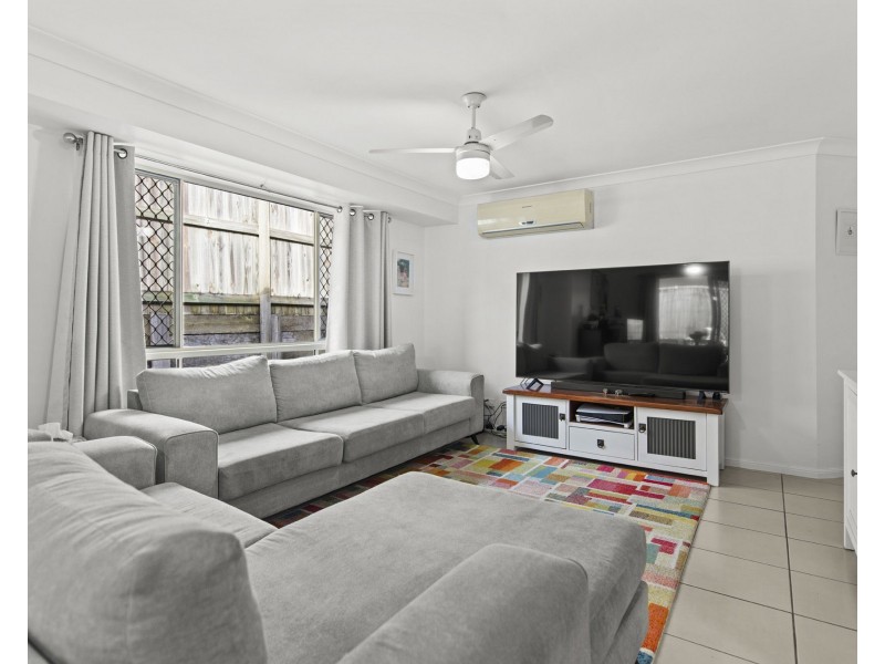 2/18 Varuna Court, Rothwell QLD 4022