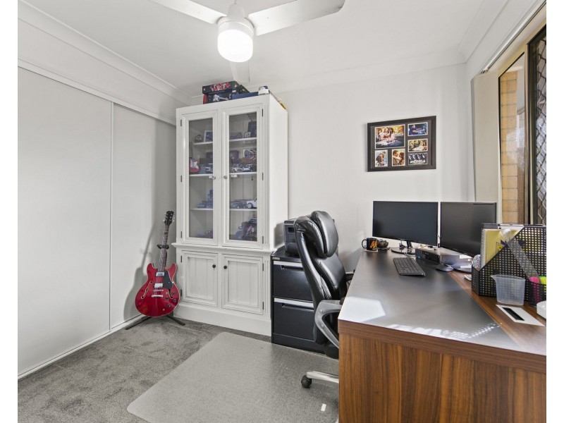 2/18 Varuna Court, Rothwell QLD 4022