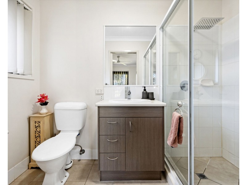 20 Duporth Crescent, Dakabin QLD 4503