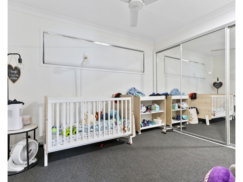 18 Promenade Circuit, Rothwell QLD 4022