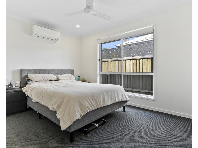 18 Promenade Circuit, Rothwell QLD 4022