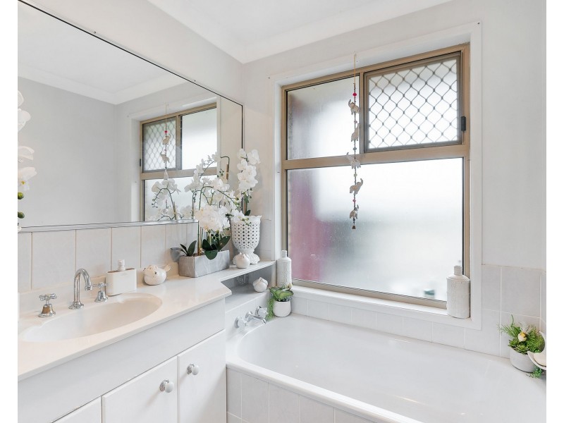 18 Zammit Street, Deception Bay QLD 4508