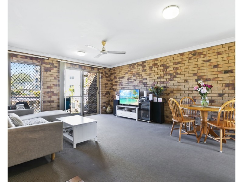 15/45 Marine Parade, Redcliffe QLD 4020