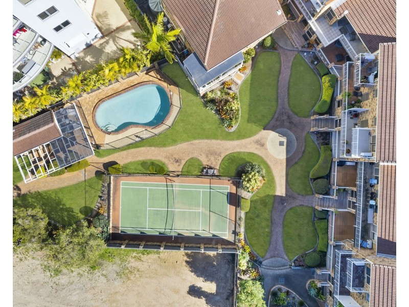 15/45 Marine Parade, Redcliffe QLD 4020