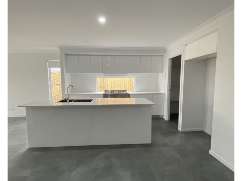 5 Finch Street, Caboolture QLD 4510