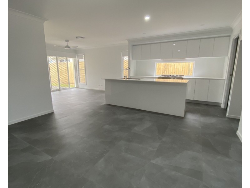 5 Finch Street, Caboolture QLD 4510