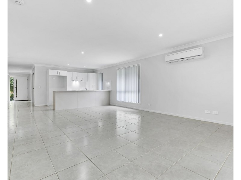 24 Pademelon Circuit, North Lakes QLD 4509