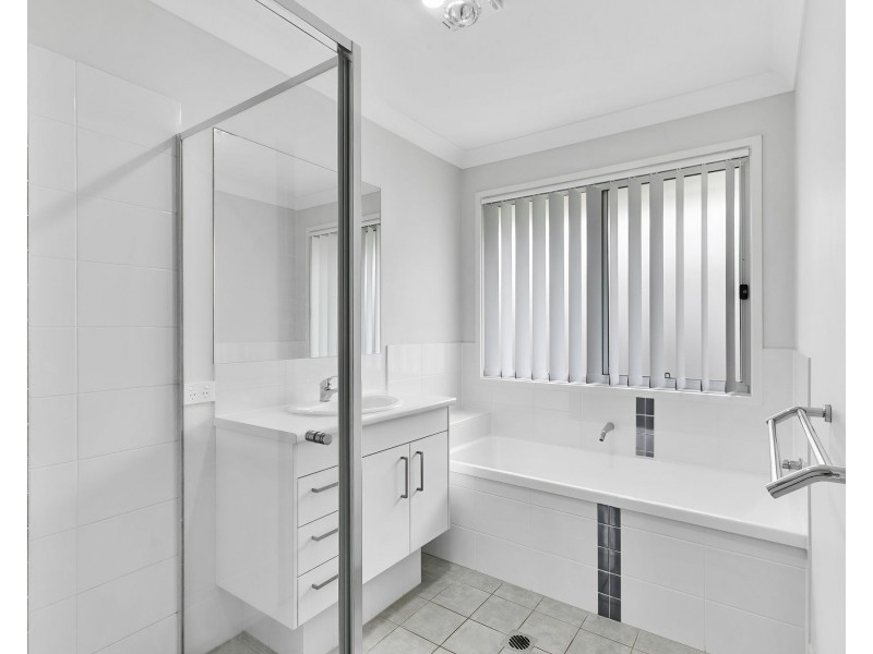 24 Pademelon Circuit, North Lakes QLD 4509