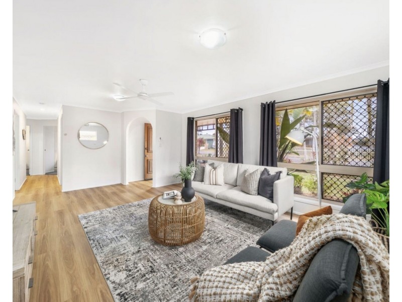 19 Hilldale Crescent, Morayfield QLD 4506